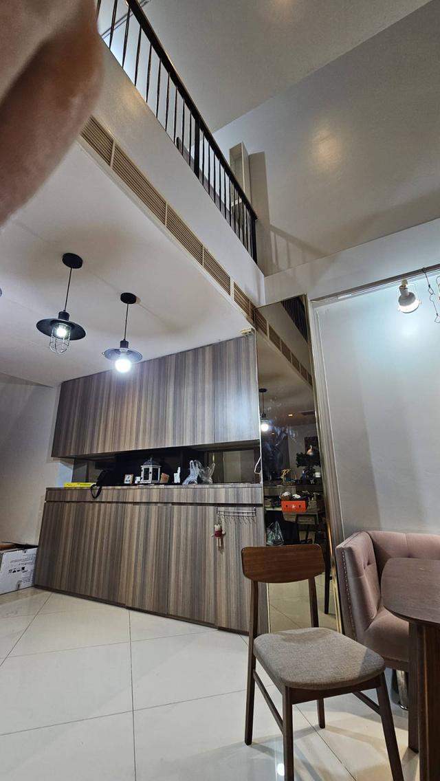 ขายคอนโด​ดิเอมไพรเพลส  สองชั้น 2น.2น้ำ 106ตรม. 2