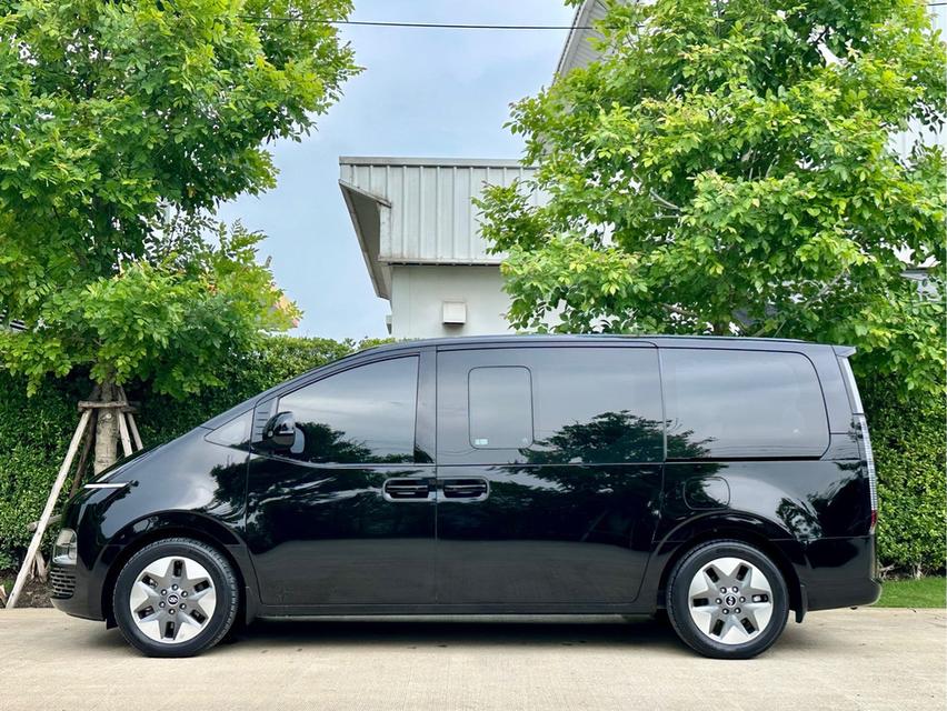 Hyundai Staria 2.2 Diesel SEL 8AT ปี 2022 เลขไมล์ 9x,xxx km. วารันตีศูนย์ยาวๆ 5ปี /150,000km หมด 31/01/2570 6