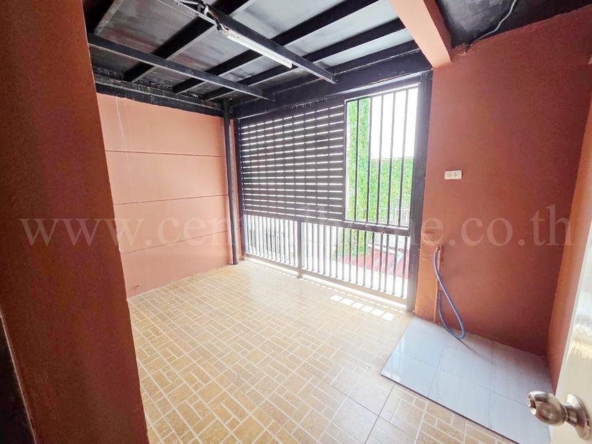 ทาวน์โฮม 3 ชั้น บ้านลูกกอล์ฟ พรีเมี่ยม เมืองทองธานี - ปากเกร็ด 15