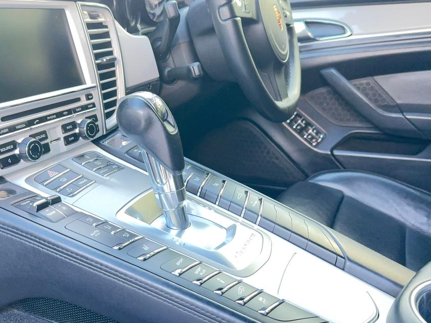 Porsche Panamera S hybrid ปี 2012 15