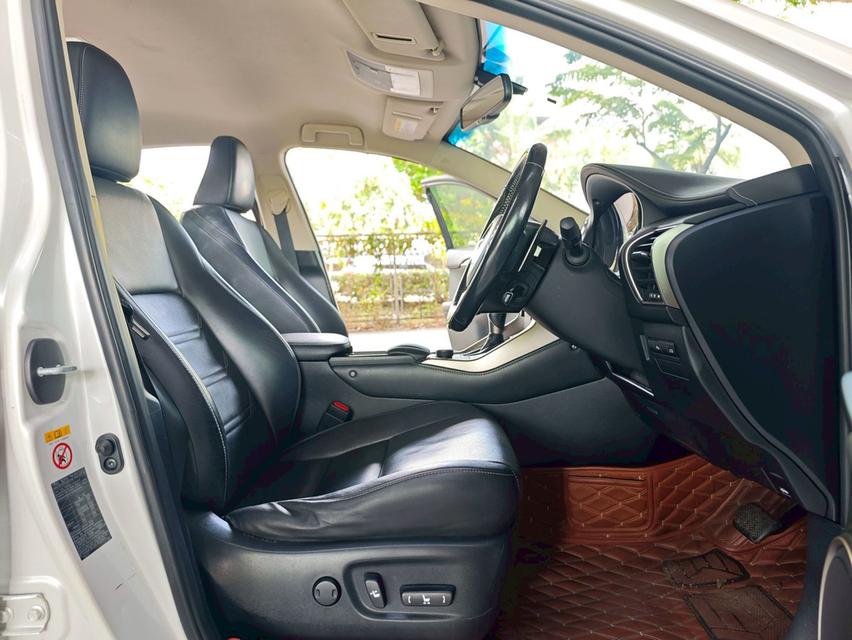 🚗 2015 LEXUS NX300h Grand Luxury AT รูปที่ 15