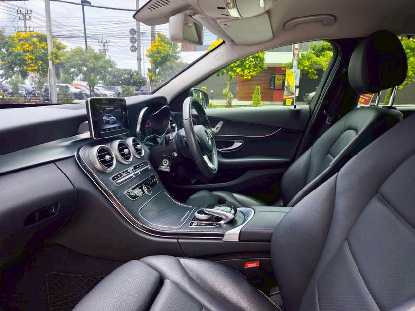 รหัสรถ KPV3682 🚘 BENZ C350e Avantgarde ปี 2018