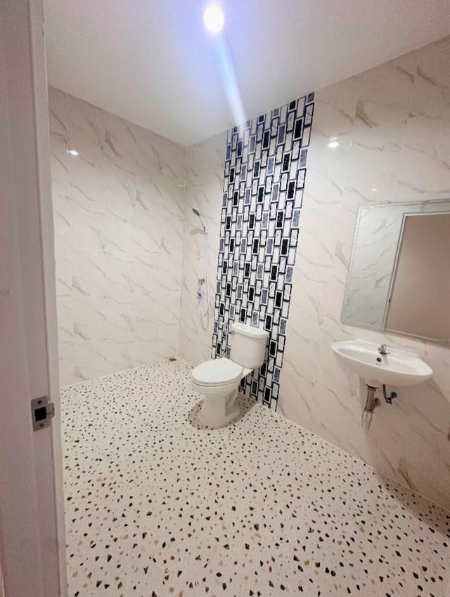 วนารมย์ ถ.ฉลองกรุง 24 19