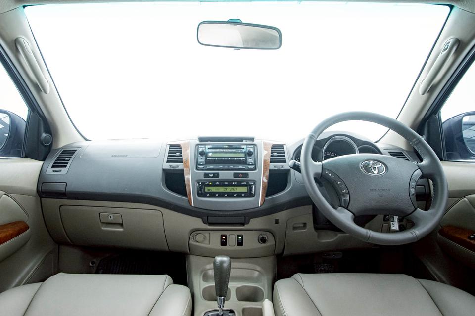 รหัสรถ 1D801 FORTUNER 2.7 V เบนซิน+LPG 16