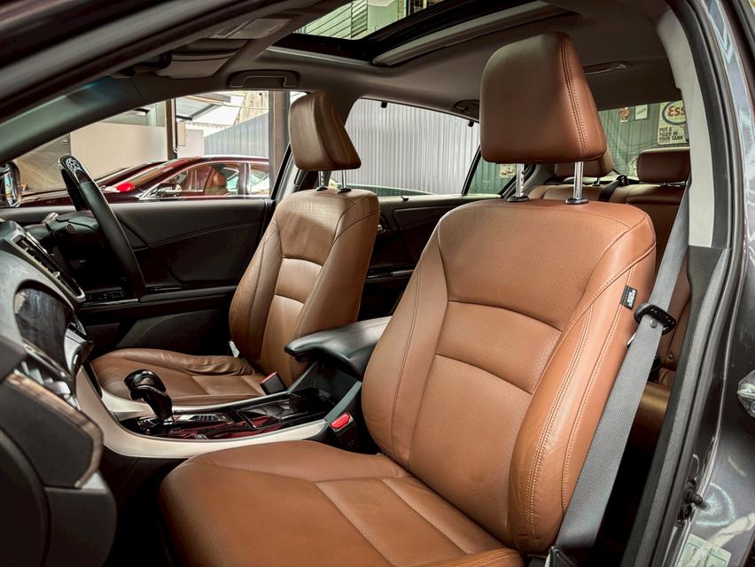 HONDA ACCORD 2.0 HYBRID TECH ปี 2016 16