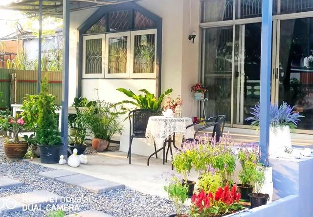 แจ้งวัฒนะ 30-38 รถไฟฟ้าเมืองทองธานี500ม. ให้เช่าบ้านเดี่ยว 100 ตร.ว. 4นอน 2น้ำ 2คัน 3แอร์ เซ็นทรัลแจ้งวัฒนะ 2.3 กม. อิมแ 4