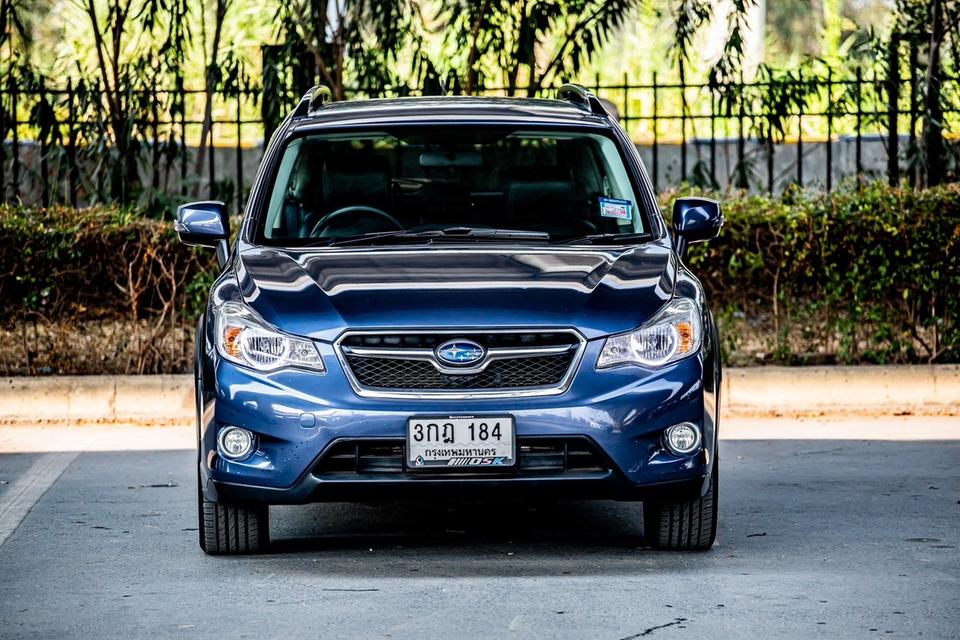 SUBARU XV 2.0iP ปี 2014 สีน้ำเงิน มือเดียวป้ายแดง แต่งครบสวยๆ