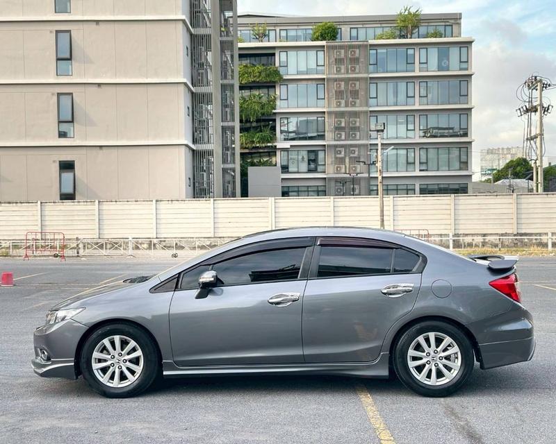 2013 Honda civic 1.8 at