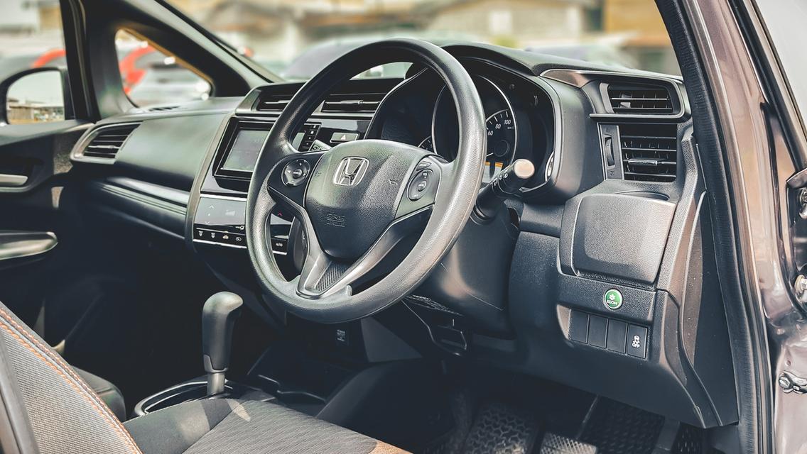 HONDA Jazz 1.5 RS Top A/T ปี 2017 รูปที่ 9