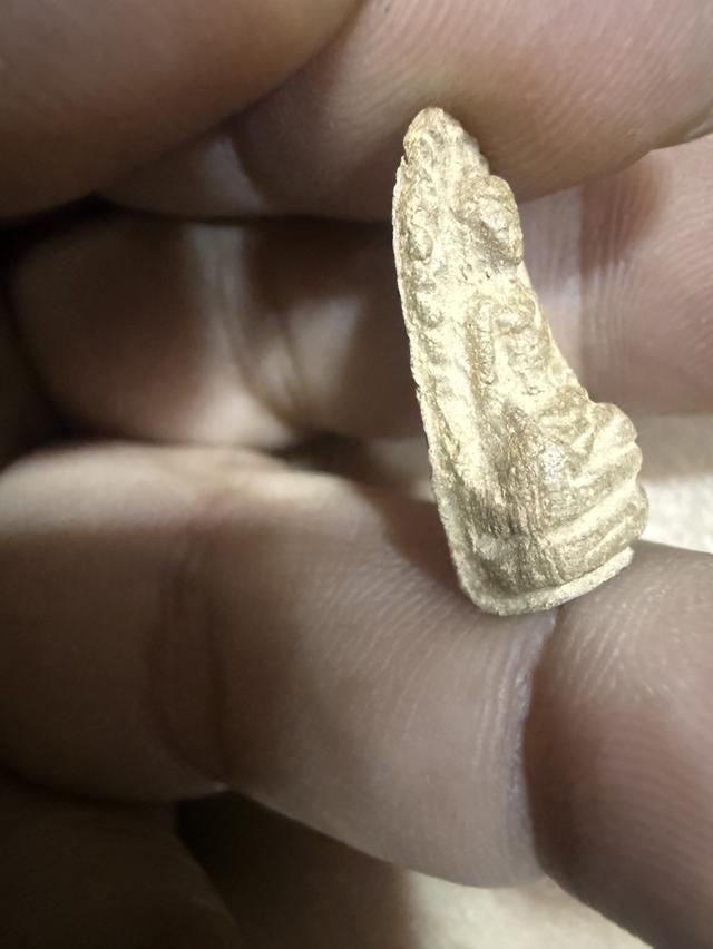 พระรอดลำพูนพิมพ์กลาง 2