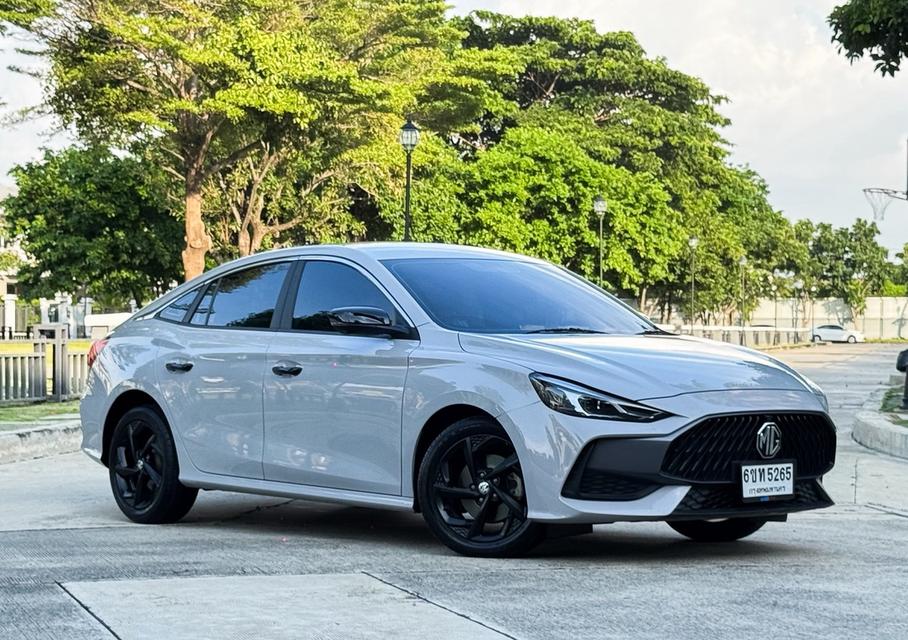 (แจ้งรหัสรถ AVA5265)🍊  MG 5 10th Anniversary Special Edition ปี 2025