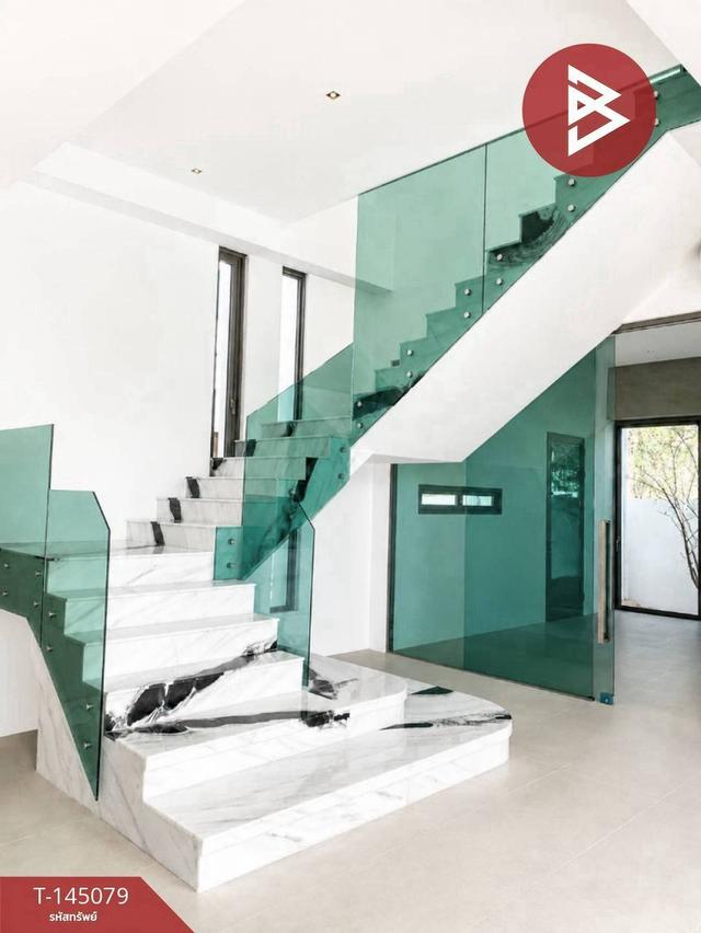 ขายบ้านเดี่ยวหรู เนื้อที่ 313.3 ตร.วา ริมทะเลสาบ สไตล์ Modern Luxury Resort ตำบลบางพระ อ.ศรีราชา ชลบุรี 8