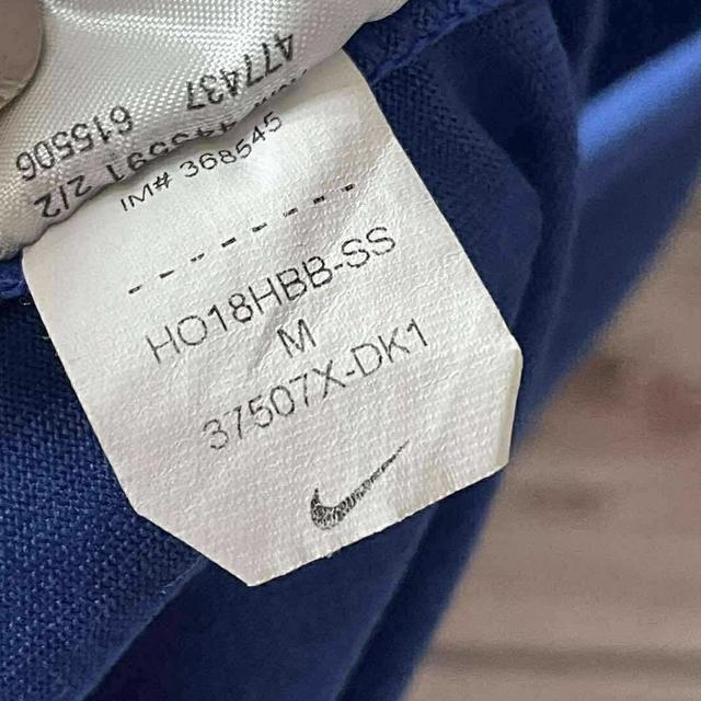 nikeเสื้อกีฬามือสองของแท้ รูปที่ 4