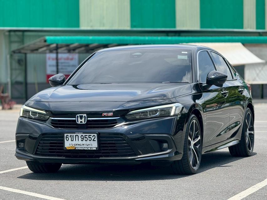 HONDA CIVIC FE Sedan 4dr e:HEV RS E-CVT FWD 2.0 Y22. สีดำ