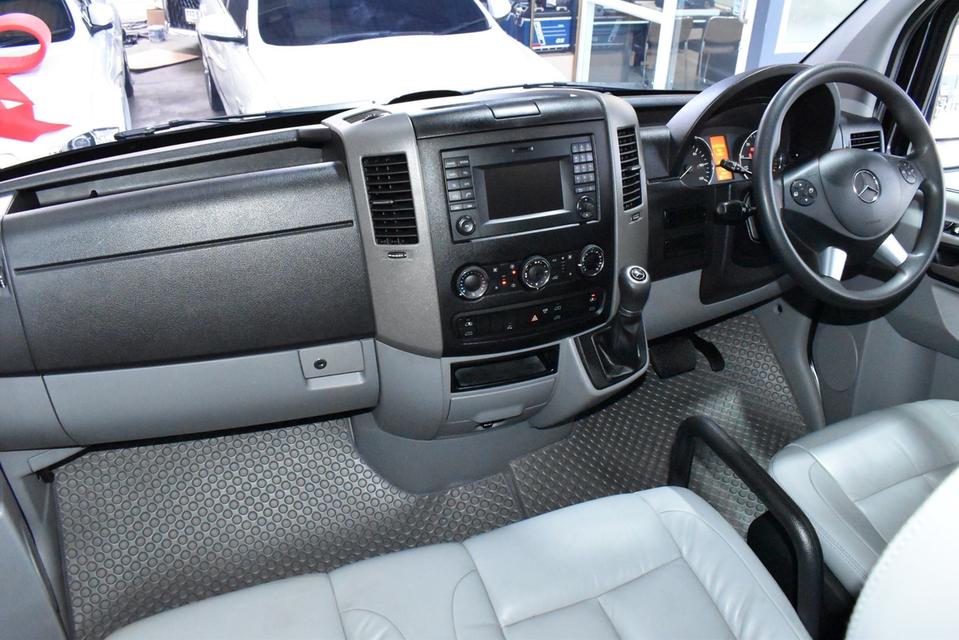 รหัสรถ JRS7158 Mercedes Benz sprinter 316 CDI Premium Edition  ปี17 จด 19 12