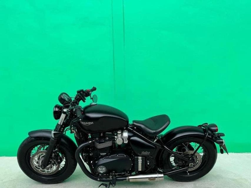 Triumph Bonneville Bobber จดปี 19 สีดำดุสวยเงา 2