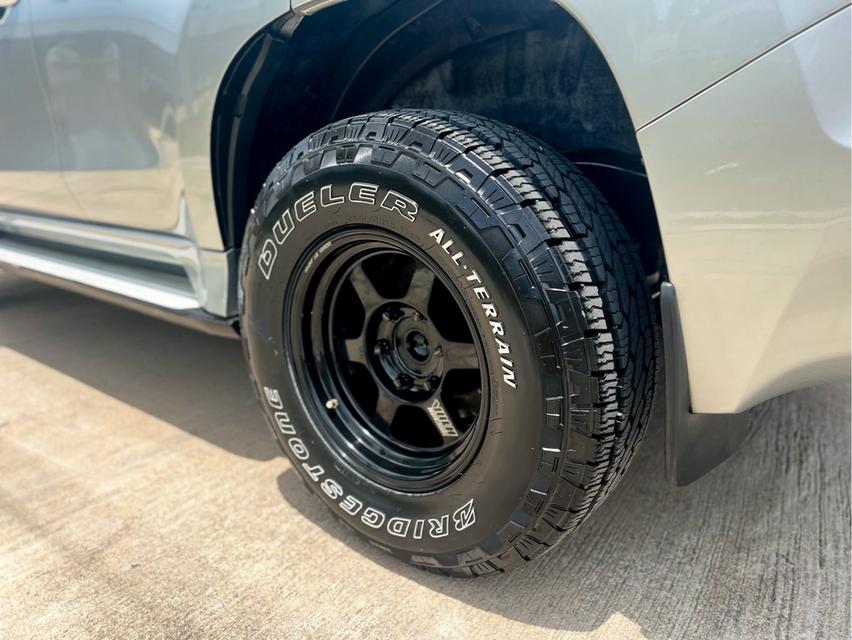 ขาย Mitsubishi Pajero 2.4GT 4wd ปี16 17