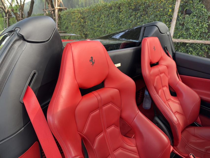 Ferrari 488 SPIDER ปี 2017 16