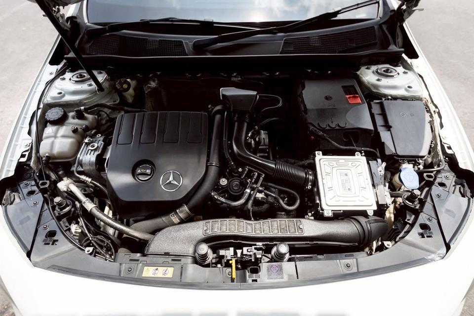 Benz A200 auto ไมล์ 71000 km โทร.0922639576 เอ๋ 20