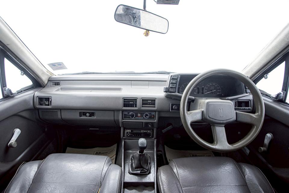 ISUZU TFR 2.5 CAB 1990 4