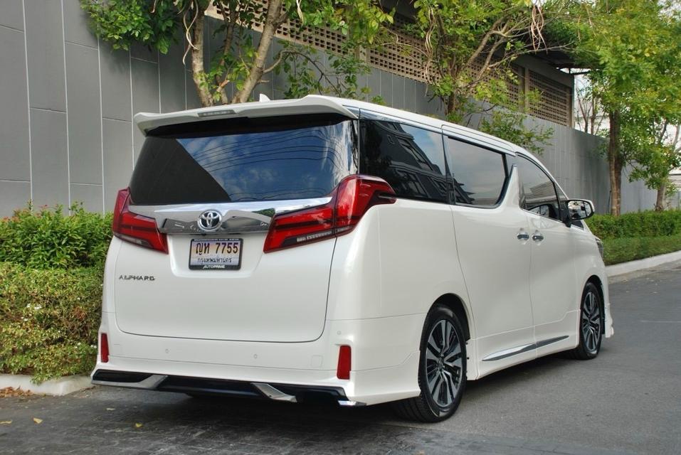  Toyota ALPHARD 2.5 SC PACKAGE ปี 2020 สีขาวมุข เบนซิน ไมล์ 61,000 กม. 8