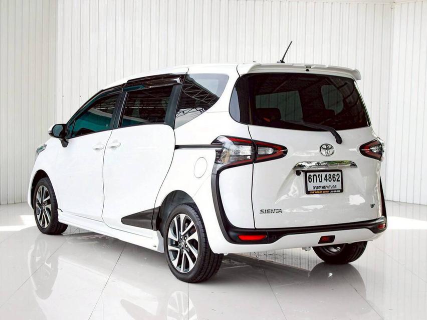 ขาย Toyota Sienta 1.5V ปี17 7