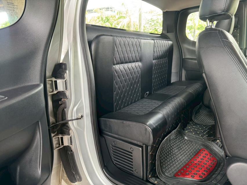 ขายรถ nissan navara 2.5S CAB ปี 2021 สีเทา เกียร์ธรรมดา 10