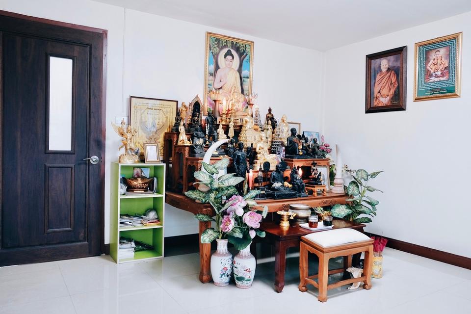 ขายอาคารพาณิชย์พร้อมที่ดิน 2 คูหา ประชาอุทิศ 27/1 รีโนเวทสภาพใหม่ ราคา 9.9 ล้าน 15