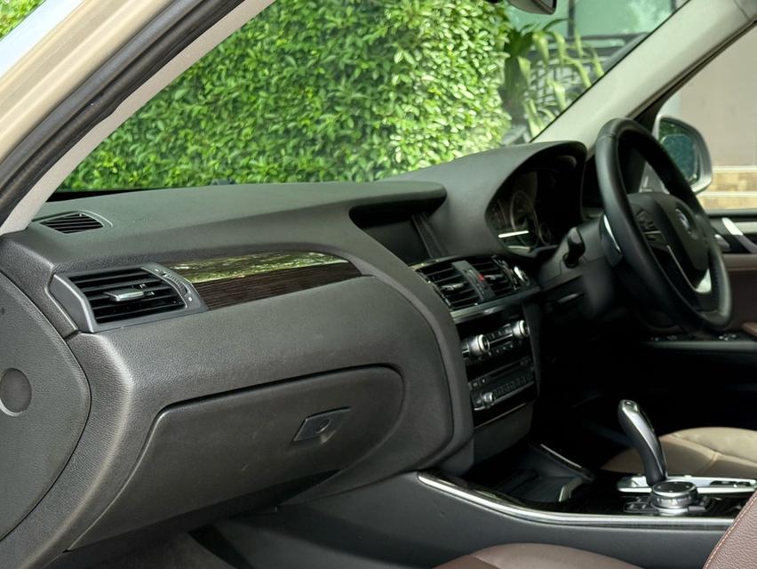 2016 BMW X3 LCI รถมือเดียวออกป้ายแดง รถวิ่งน้อย เข้าศูนย์ทุกระยะ ไม่เคยมีอุบัติเหตุครับ 11