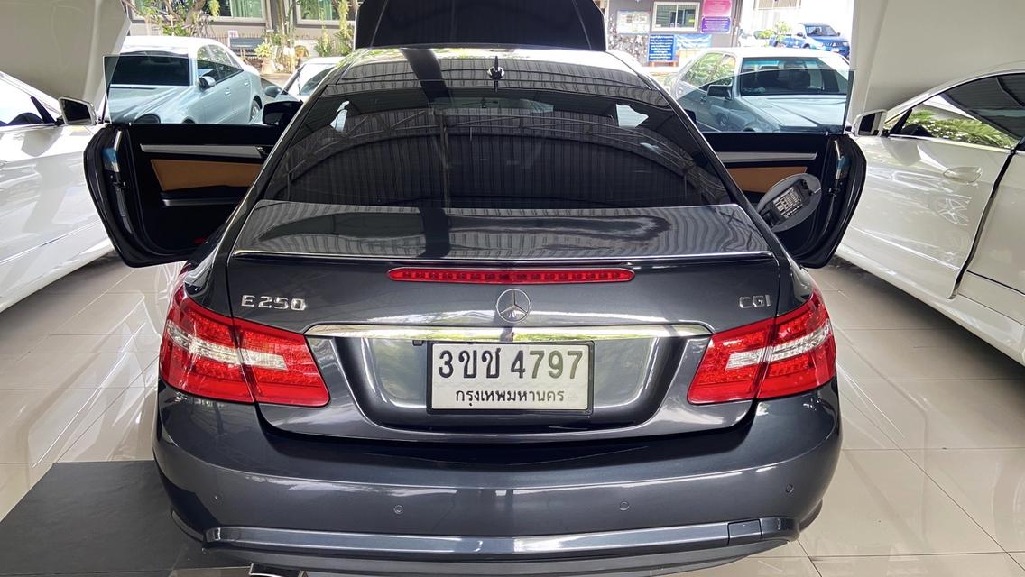 Mercedes-Benz E250CGI Coupe