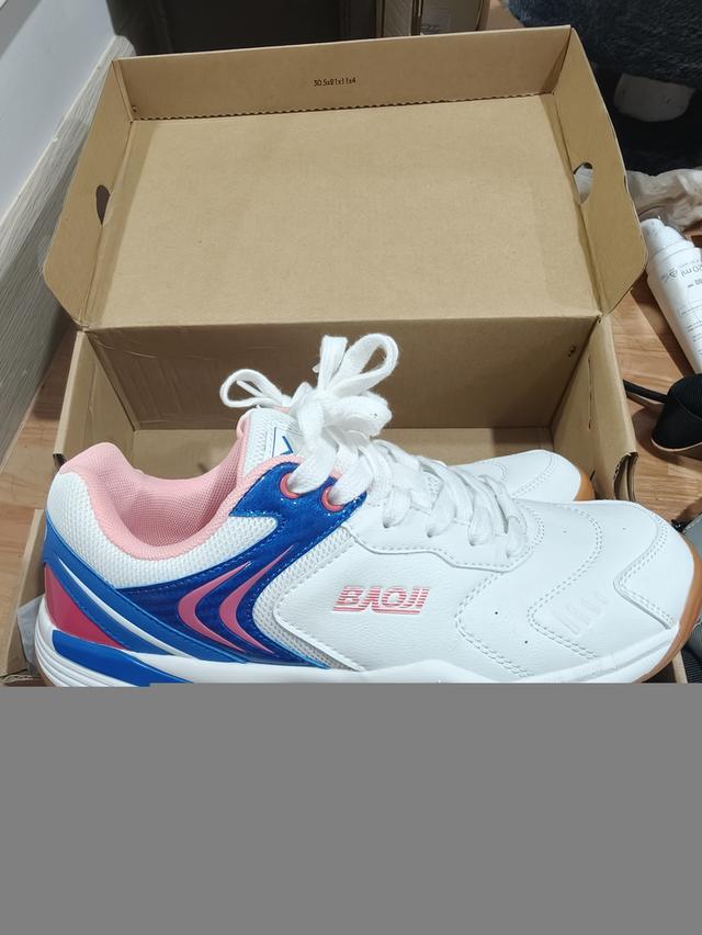 รองเท้าแบตมินตัน มือสอง 2