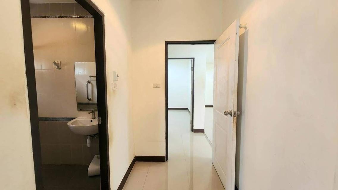 บ้านสวยดูแลดีสะอาดพร้อมเข้าอยู่ทำเลดีเดินทางสะดวกต้องหลังนี้เรยจ้าา 12