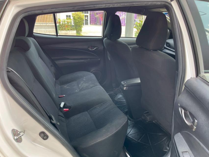 TOYOTA YARIS Hatchback 1.2 Entry ปี 2022 ติดแก๊ส LPG รูปที่ 5