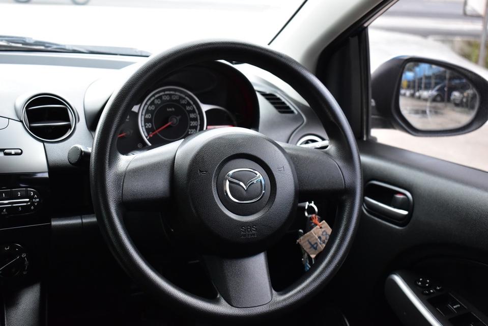 รหัสรถ PB824 MAZDA 2 1.5 GROOF AUTO 2013