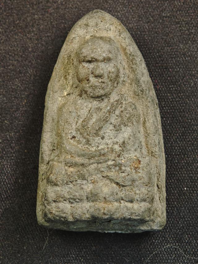 พระหลวงปู่ทวดเนื้อว่าน พิมพ์ c 5