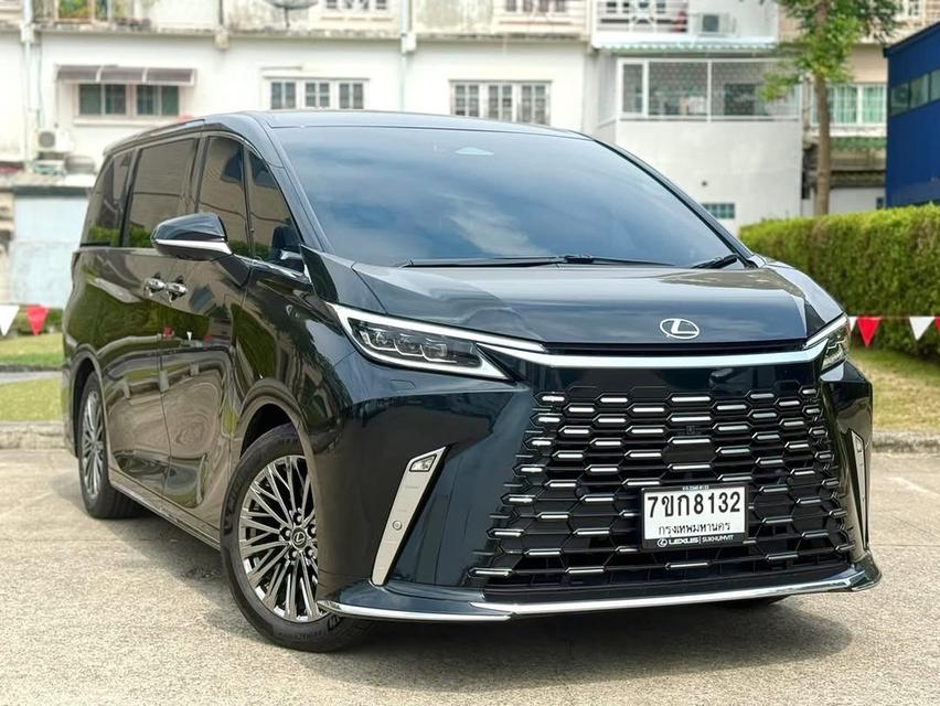 2025 Lexus LM350h 7 Seat วิ่ง 700 โล