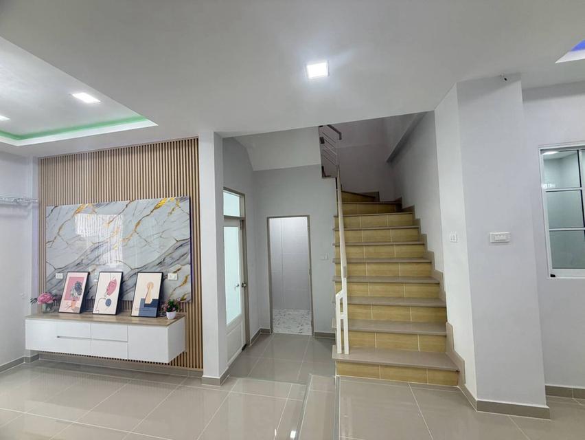 บ้านเข้าใหม่ 4 ห้องนอน ทำเลหทัยราษฎร์  21.7 ตร.ว. 14