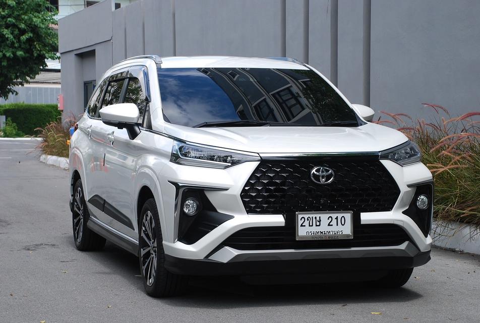 2022 Toyota Veloz Premium 1.5 รุ่นTOP สุด รถบ้าน เข้าศูนย์ตลอด 10