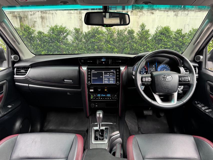 TOYOTA FORTUNER Commander 2.4 V 2WD AT (Year 2022) รูปที่ 15