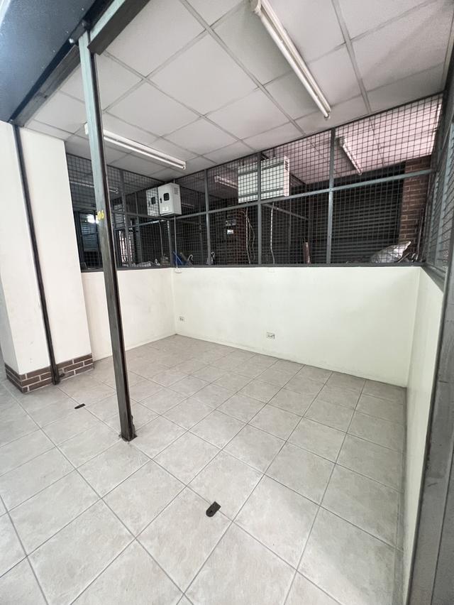 ให้เช่าพื้นที่ขายของ ร้านค้า เปิดสำนักงาน เก็บของ 6