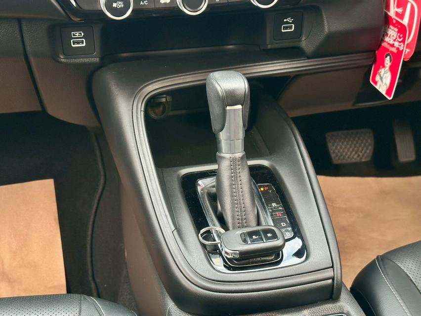 รหัสรถ PAT4039 Honda HR-V 1.5E eHev ปี 2024 สีดำ 10