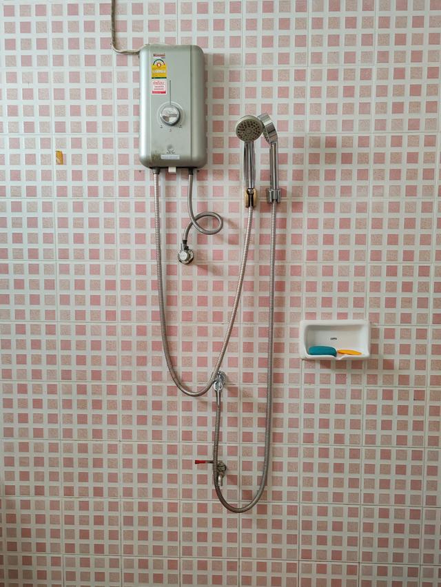 อาคารพาณิชย์ที่อยู่อาศัย 5