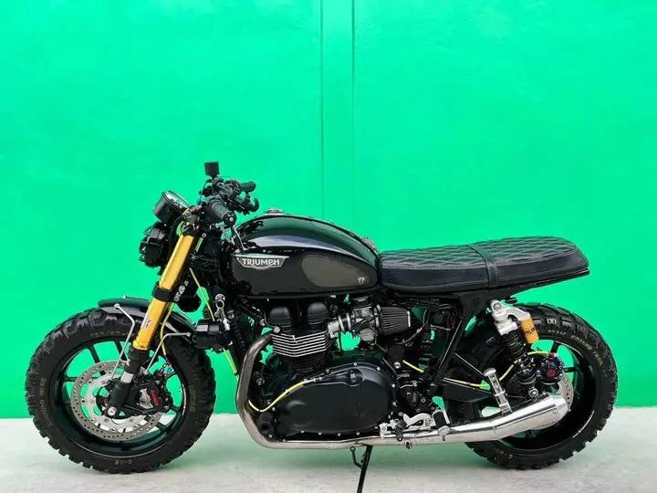 พร้อมขาย  Triumph Thruxton R 8