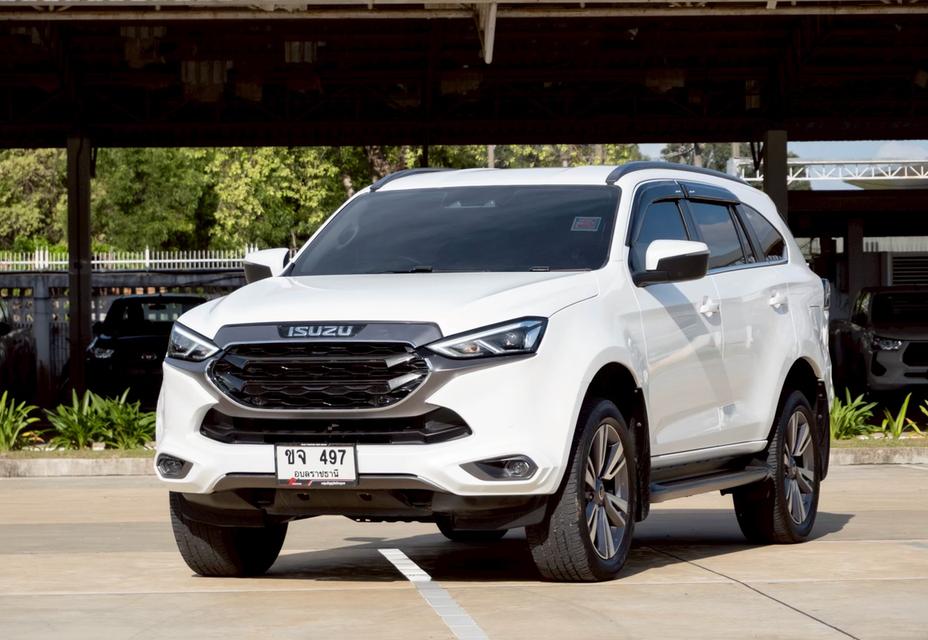 Isuzu MU-X 3.0 Ultimate 6AT 4×4