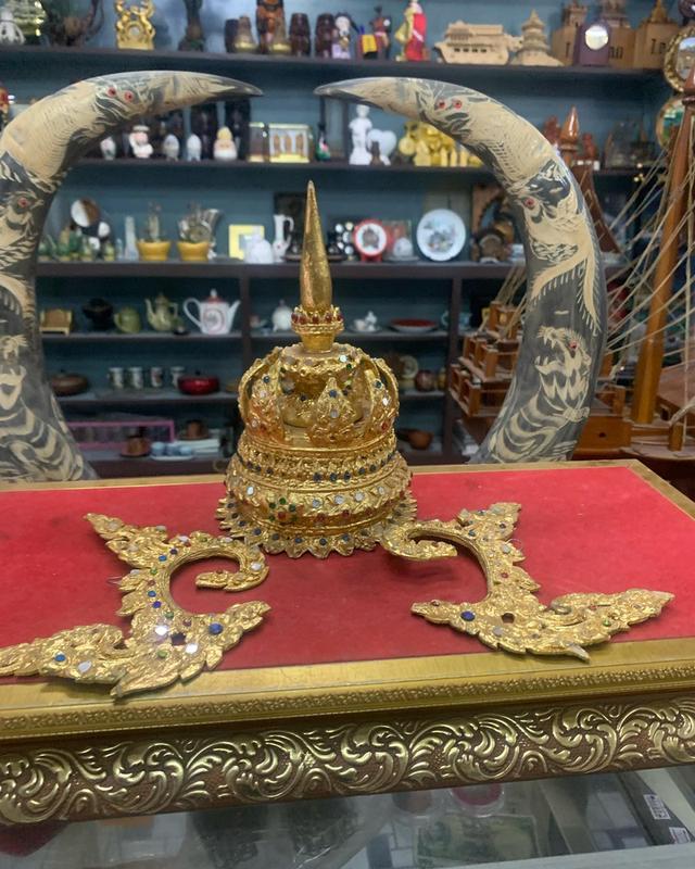 เครื่องประดับชุดรำไทย เก่า วัสดุทำจากหนัง 5
