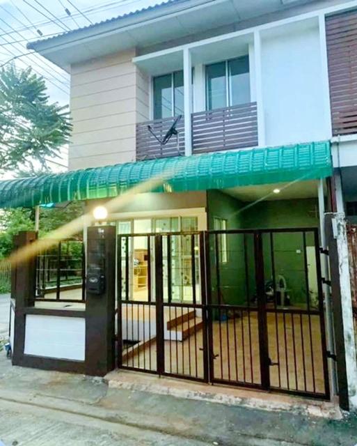 หลังมุม 3 นอน ซอยมิสทีน MRTราษฎร์พัฒนา 2.3 กม. ให้เช่าทาวน์เฮ้าส์ 2 ชั้น3 น้ำ 24 ตร.วา. 190 ตร.ม.ร่มรื่น 1