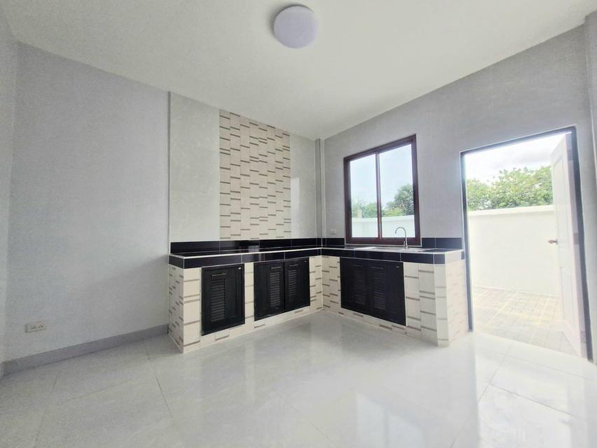 บ้านแฝดสไตล์ Nordic Modern เปิดพรีเซลส์เพียง 2.75 ล้านบาท 6