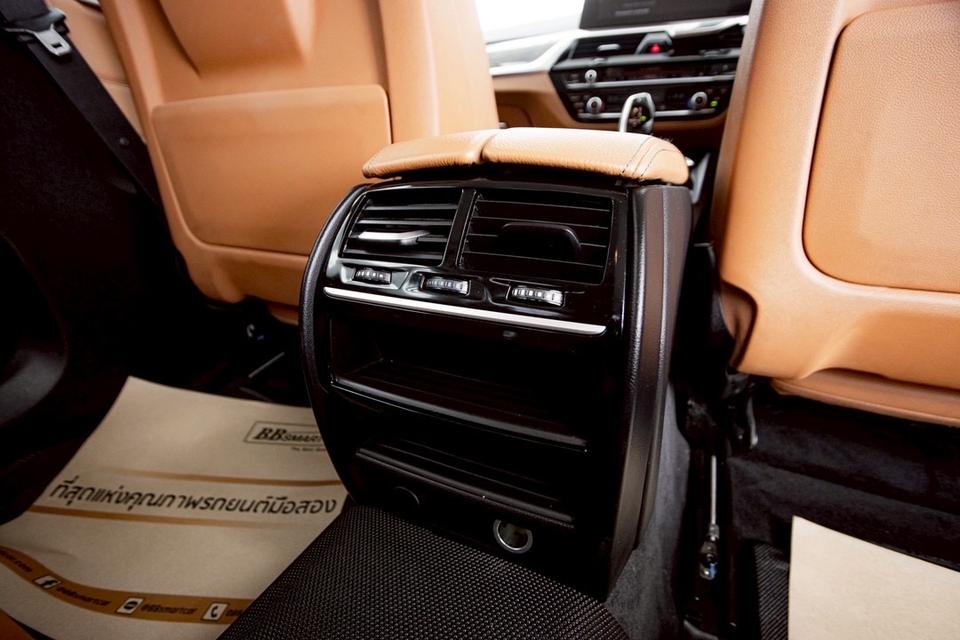 รหัสรถ 1D890 BMW 530E HIGHLINE 2.0 6