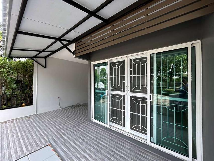 ทาวน์โฮม 2 ชั้น รีโนเวทใหม่ สวยมาก พร้อมอยู่ หน้าบ้านติดสวนส่วนกลาง อารียา เดอะคัลเลอร์ส เฟส 3 วงแหวน-รามอินทรา 7
