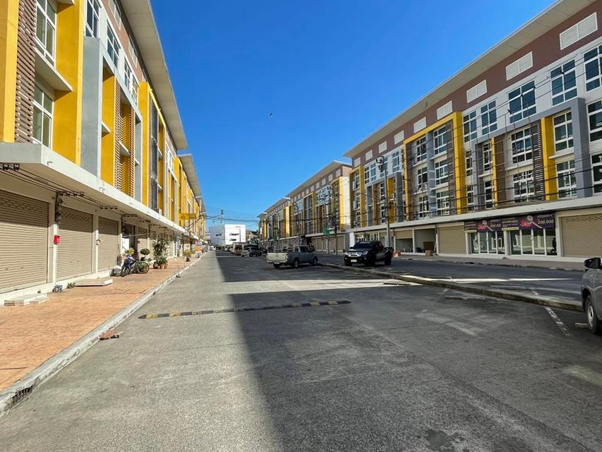 ขายตึกแถว 4ชั้น ขนาด 17.3 ตรว.ศูนย์ธุรกิจการค้าสุวรรณภูมิทาวน์ ถนนลาดกระบัง54/3 ขายถูกที่สุดในโซนลาดกระบัง 3